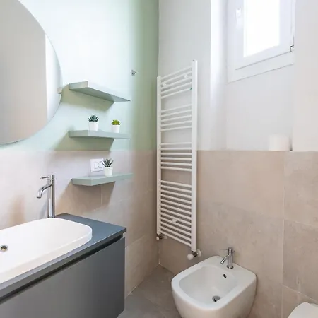 Farini Sola Design E Forest View Porta Nuova Apartman Milánó